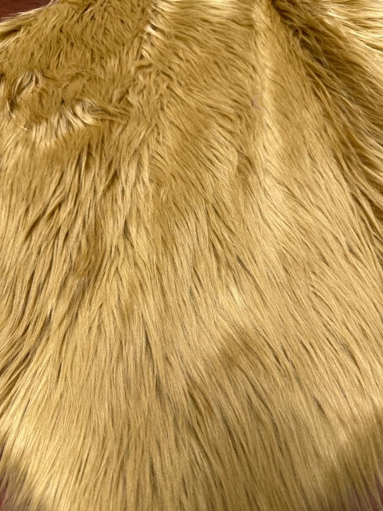 FUR / CAMEL 208 / 80% Acrylic 20% Polyester